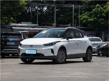 Ystod 400KM Geely Geometreg C ceir EV