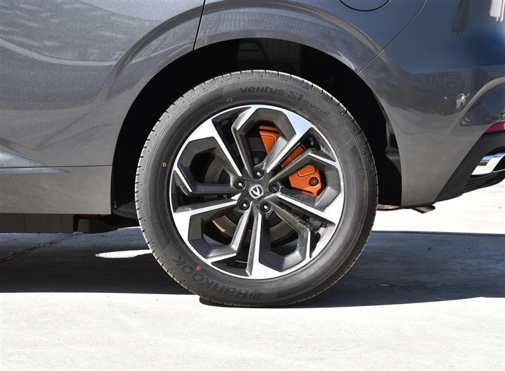 ChangAn UNI-K IDD Electric SUV