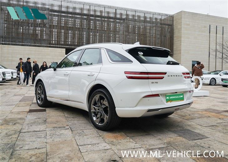 Genesis GV70 SUV EV