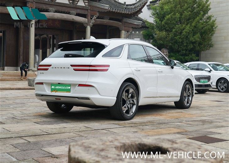 Genesis GV70 SUV EV