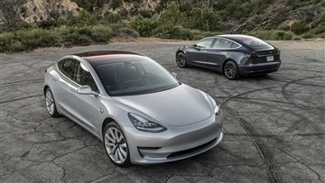 Ydy'r Model Newydd 3 yn Dod? Mae Tesla yn Dwysáu Clirio Rhestr yn yr Unol Dal...
