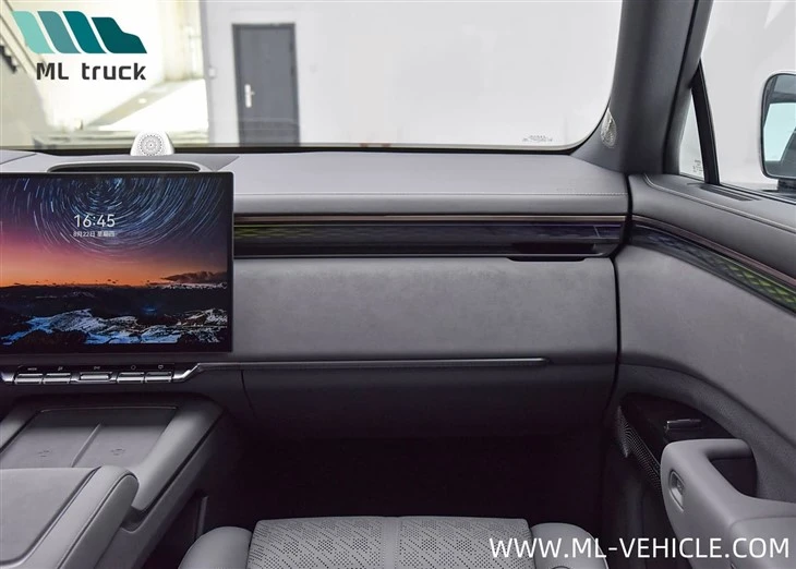 2025 Zeekr 7X EV SUV