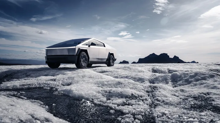 Cynhyrchiad Cybertruck Tesla i Stopio Am Dri diwrnod
