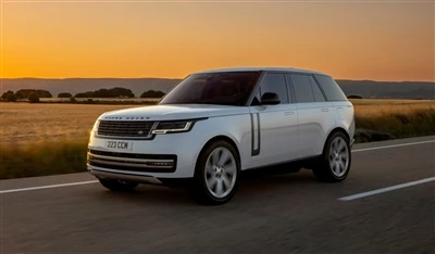 Jaguar Land Rover i Fuddsoddi $180 miliwn mewn Technoleg Gyrru Ymreolaethol y...