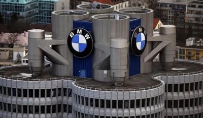 Dywedwyd bod Mercedes-Benz a BMW yn bwriadu gwerthu reid-Hailing Joint Ventur...