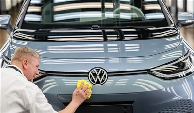 Mae Cyhoeddiad Sydyn Volkswagen Group yn Ysgwydo'r Diwydiant