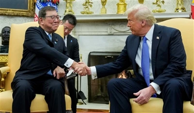 Mae Trump yn Galw Masnach Ceir yr UD-Japan yn Annheg, Yn Bygwth Cynnal Tariff...